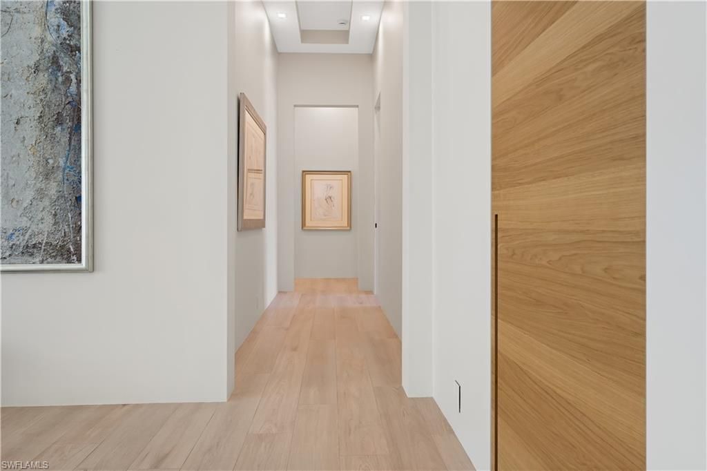 2485 Crayton Rd, Naples, FL 34103 Photo