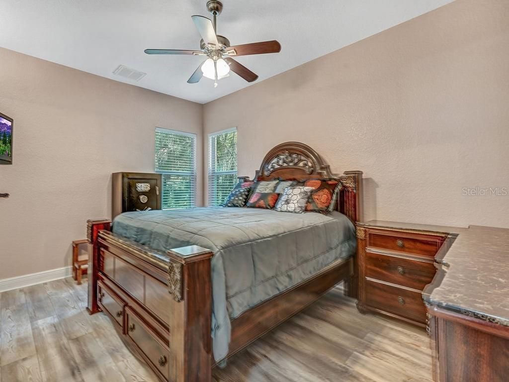 8711 Crescent Forest Boulevard, New Port Richey, FL 34654 Photo