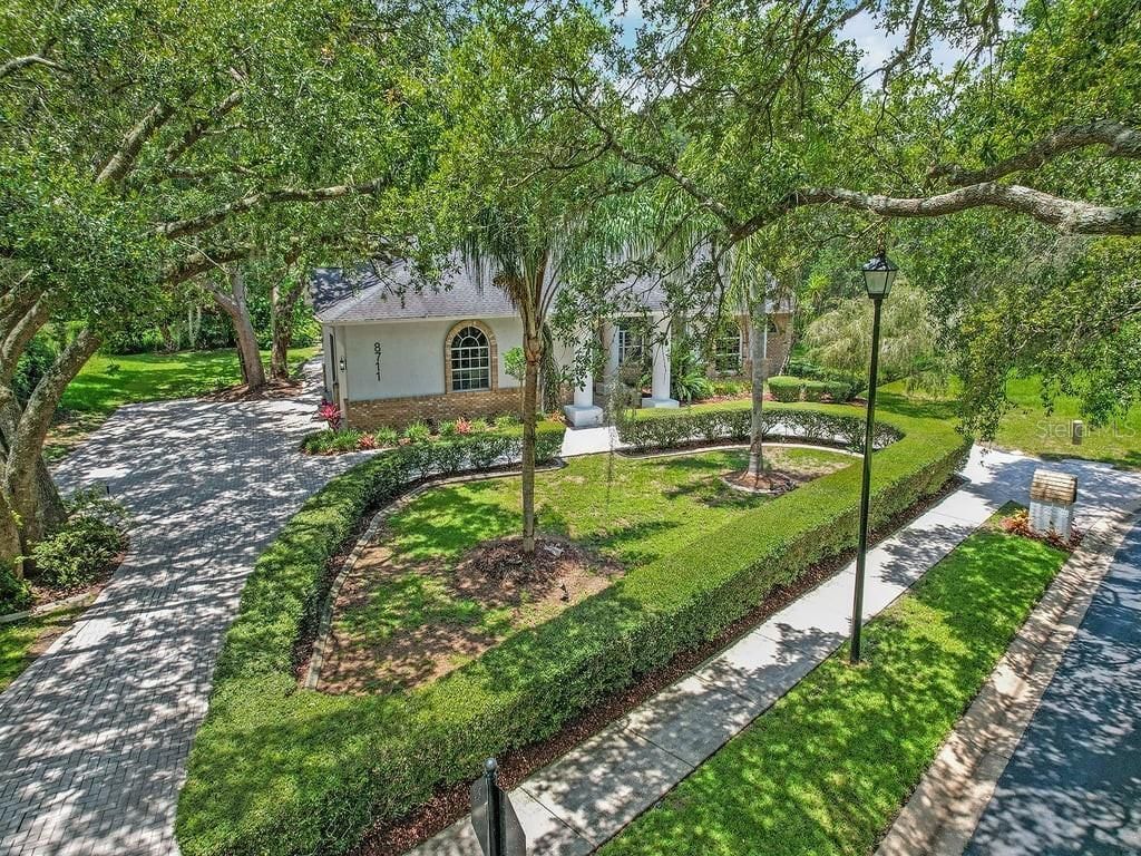 8711 Crescent Forest Boulevard, New Port Richey, FL 34654 Photo