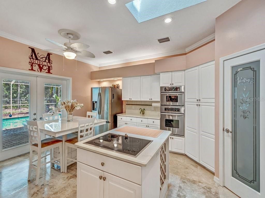 8711 Crescent Forest Boulevard, New Port Richey, FL 34654 Photo