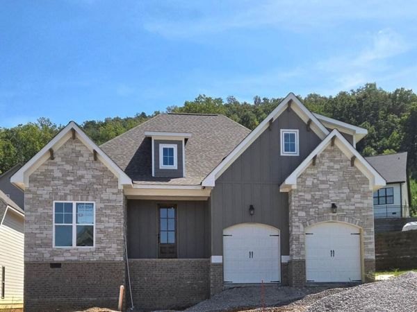 9888 Trestle Circle, Ooltewah, TN 37363