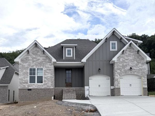 9888 Trestle Circle, Ooltewah, TN 37363