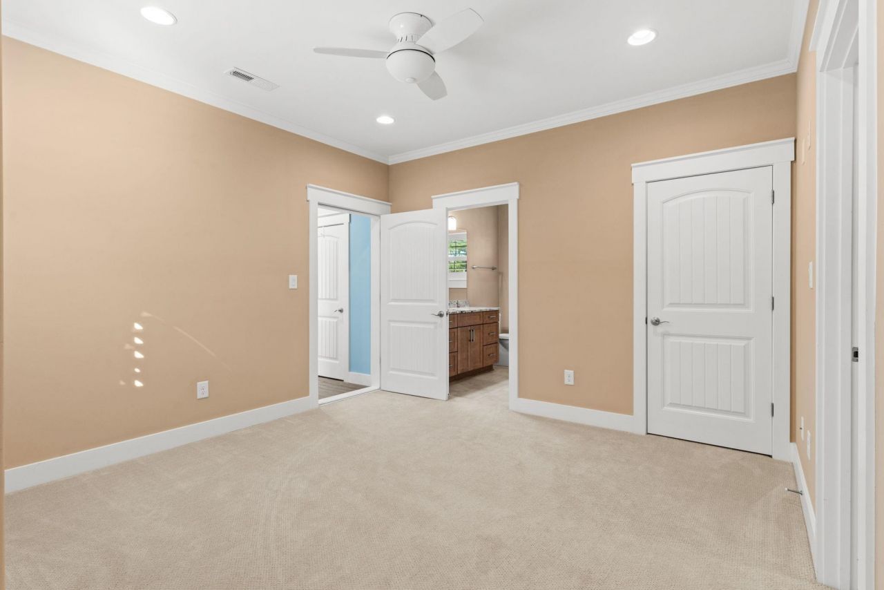 600 Waterbridge Blvd. Photo 31