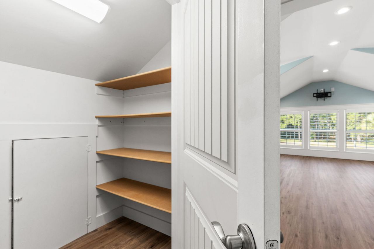 600 Waterbridge Blvd. Photo 36