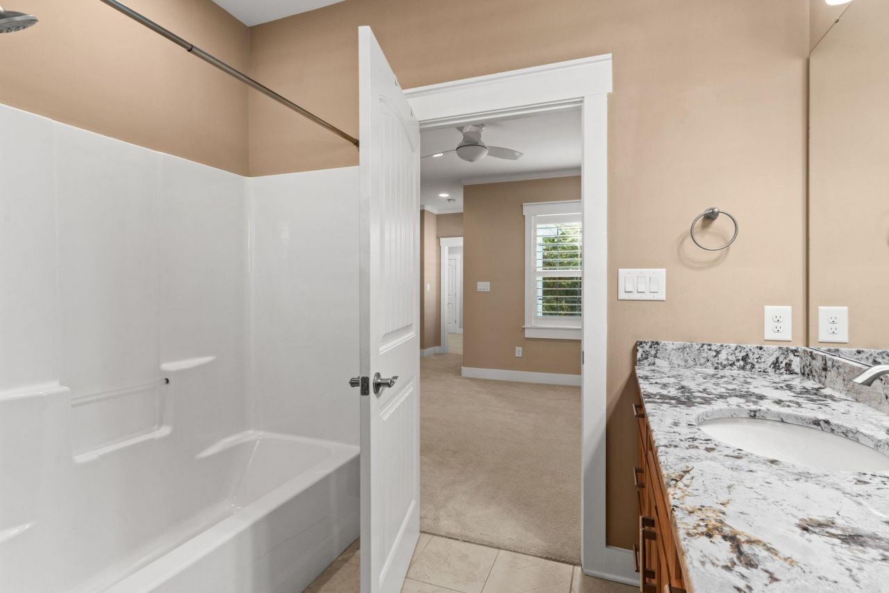 600 Waterbridge Blvd. Photo 39