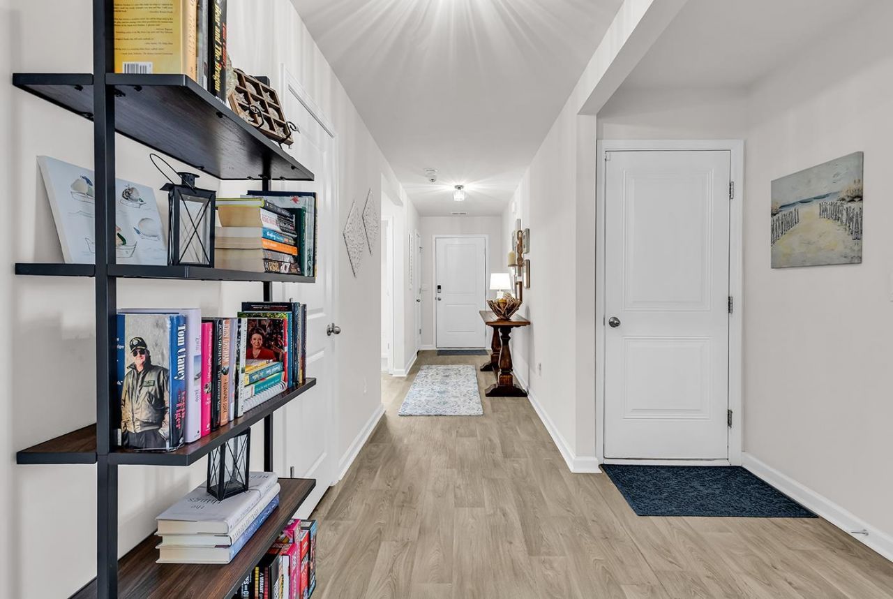 315 Woodcross Court Photo 11