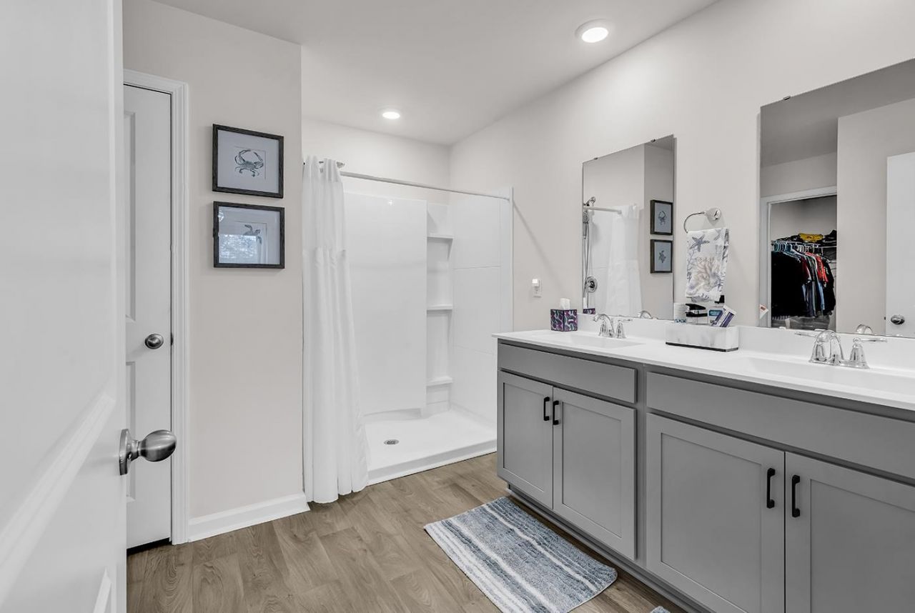 315 Woodcross Court Photo 17