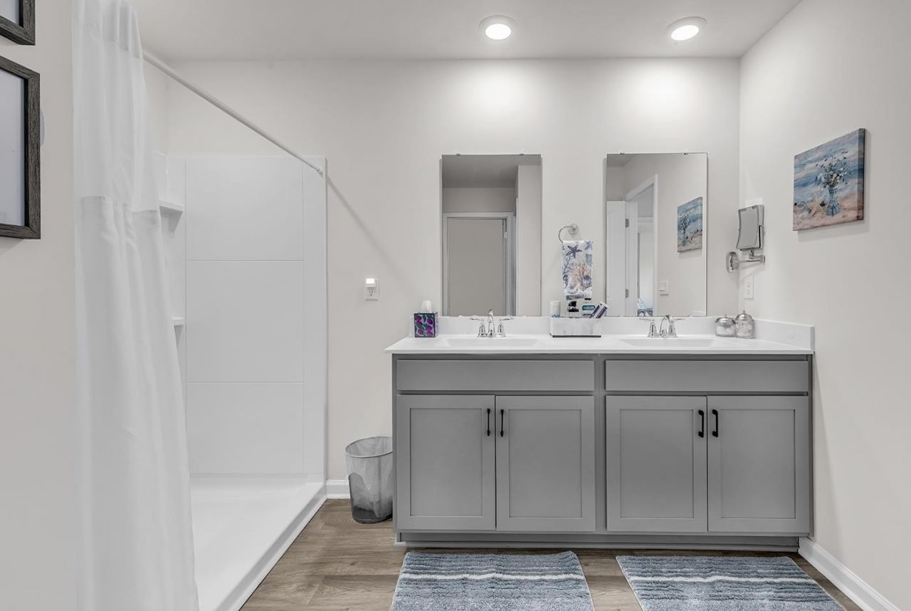 315 Woodcross Court Photo 18