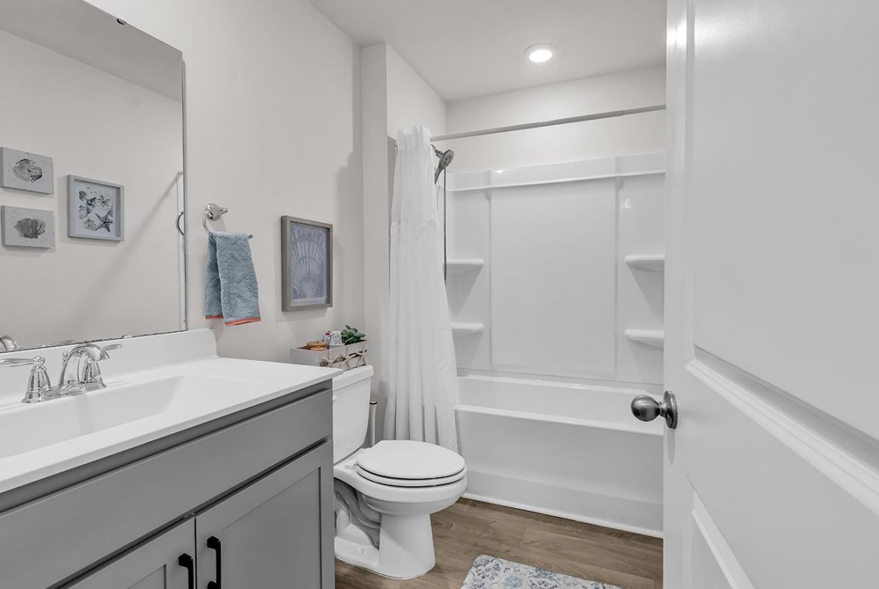 315 Woodcross Court Photo 9