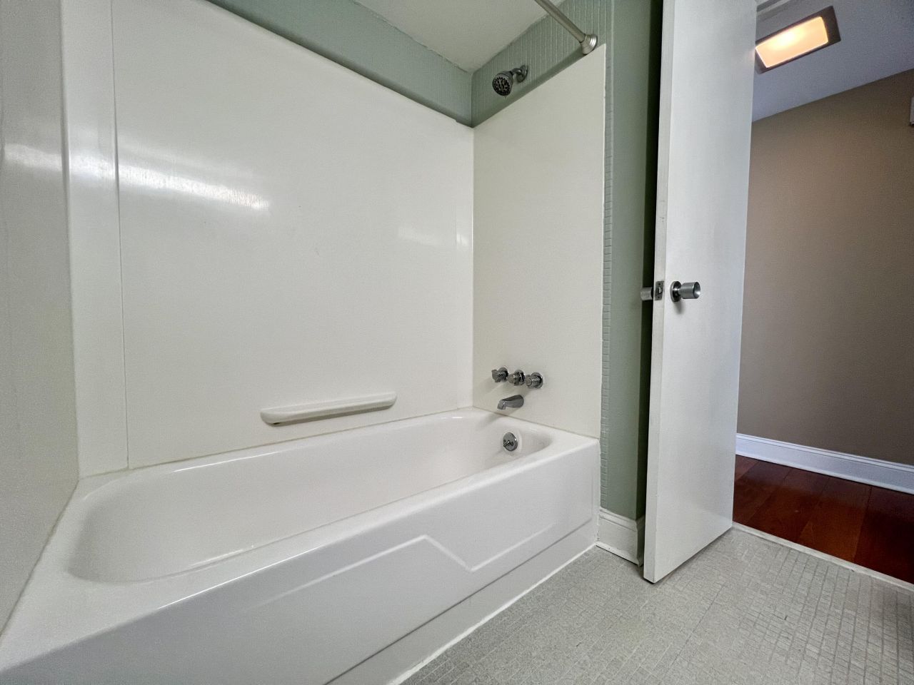 14 Lockwood Drive Photo 12