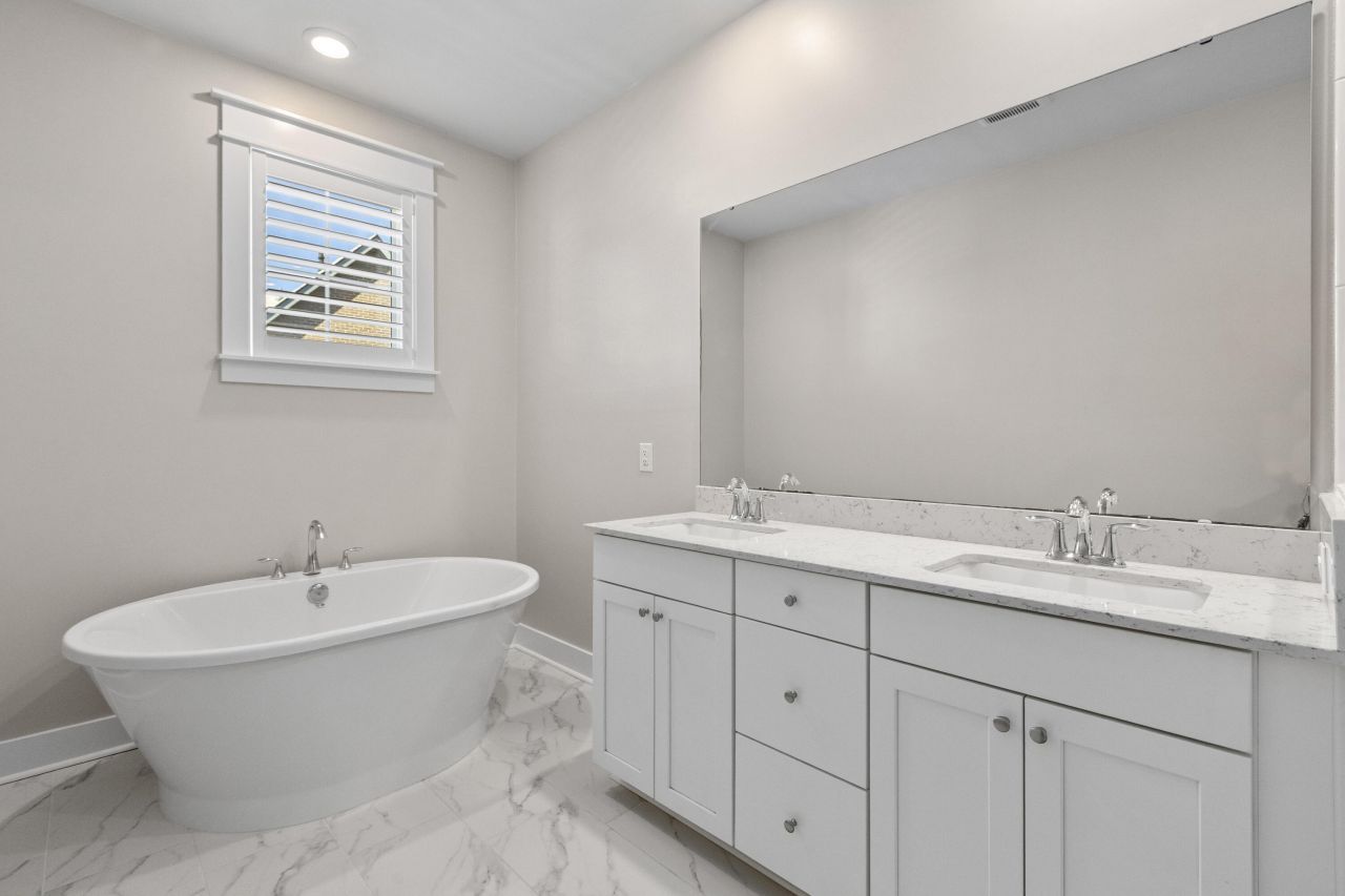 1623 Florentia Street Photo 38