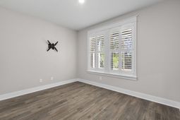 1623 Florentia Street photo 4