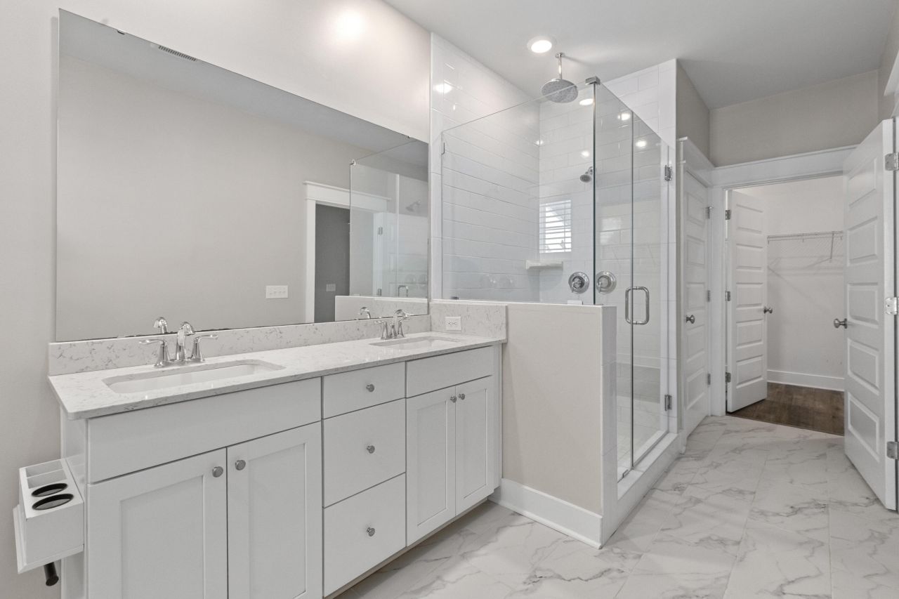 1623 Florentia Street Photo 40