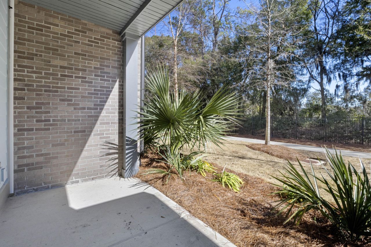 1623 Florentia Street Photo 44