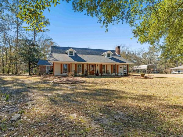 12944 Pleasant Ridge, Walker, LA 70785