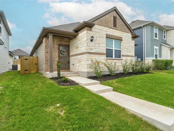 761 Long RUN, Liberty Hill, TX 78642