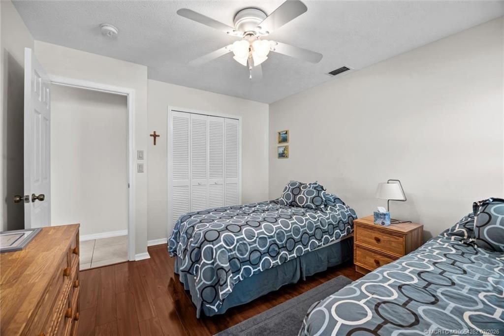 571 NE Town Terrace, Jensen Beach, FL 34957 Photo