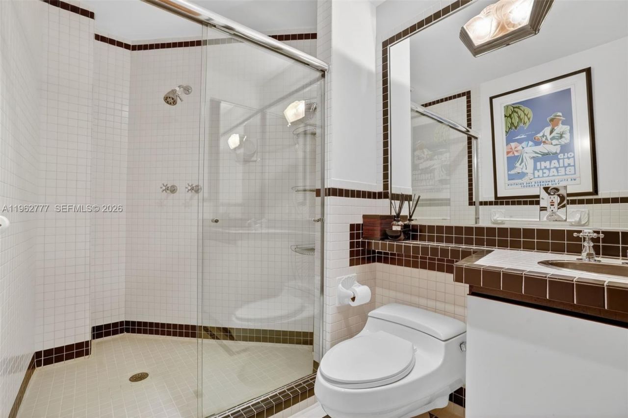 1330 Ocean Dr , Unit R7C, Miami Beach, FL 33139 Photo