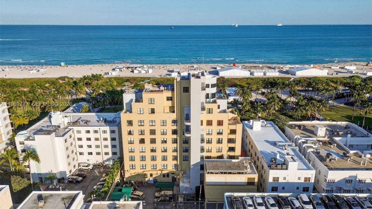 1330 Ocean Dr, Unit R7C, Miami Beach, FL 33139 Photo