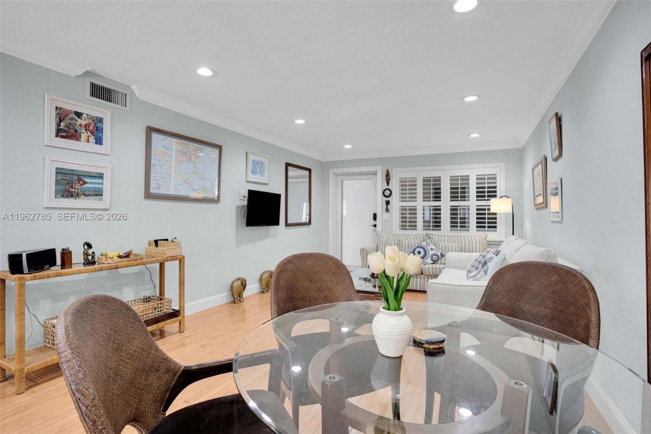 1446 Hayes St , Unit 9, Hollywood, FL 33020 Photo