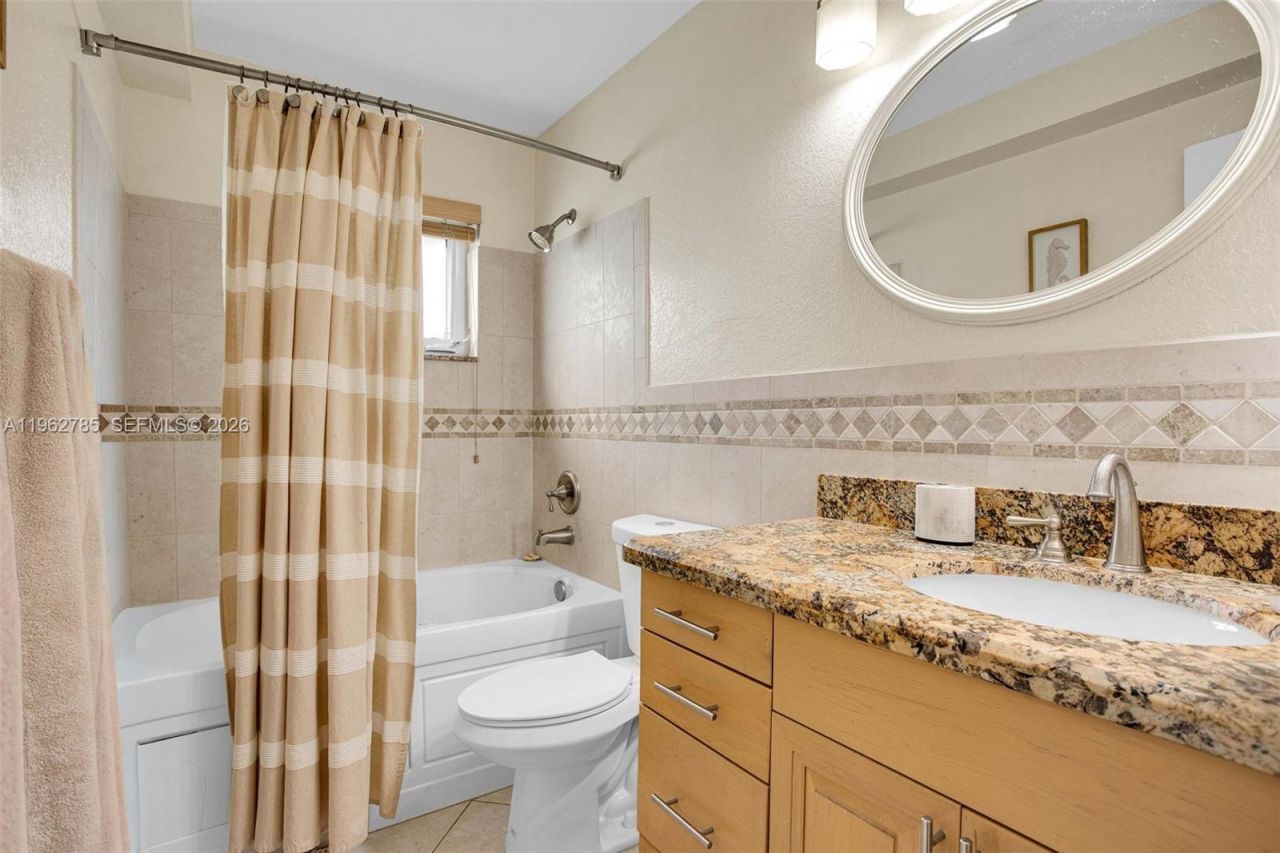 1446 Hayes St , Unit 9, Hollywood, FL 33020 Photo