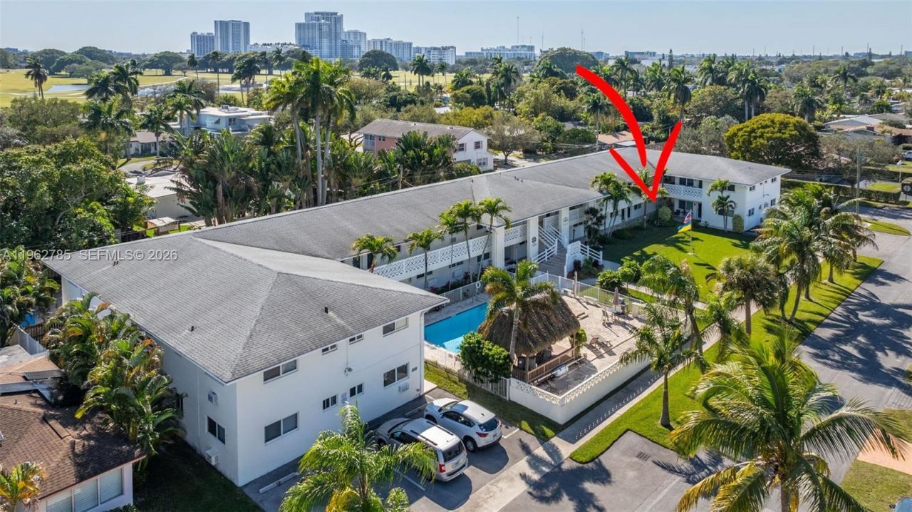 1446 Hayes St , Unit 9, Hollywood, FL 33020 Photo