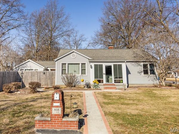 808 E Birch Street, New Baden, IL 62265