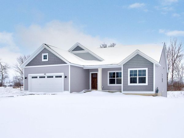 3630 Tulipleaf Drive, Holland, MI 49424