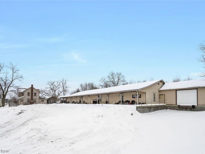 10725 Struthers Road, New Middletown, OH 44442 Photo 3