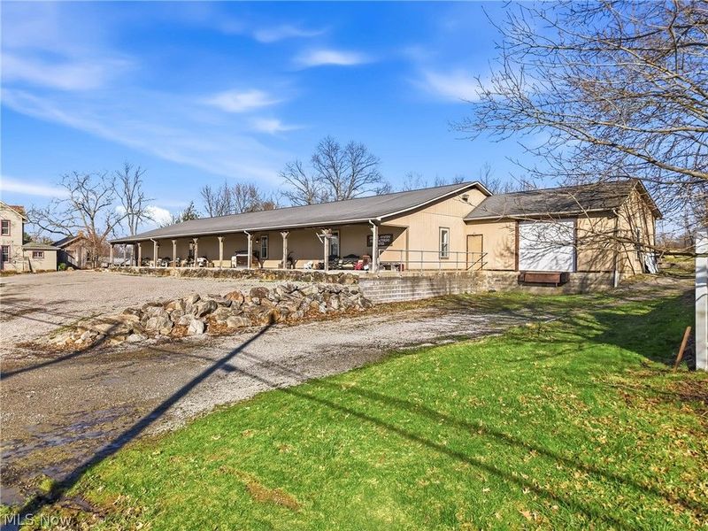 10725 Struthers Road, New Middletown, OH 44442 Photo 6