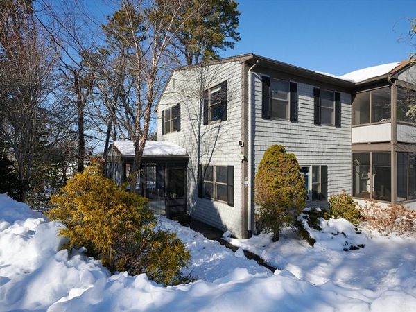 14 Harold St, Unit 14A, Harwich, MA 02646