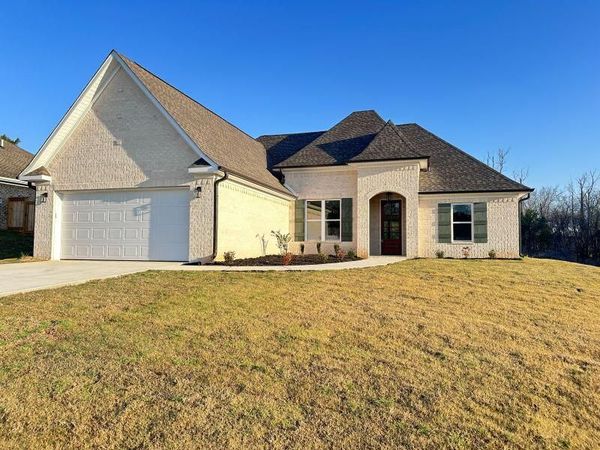 5066 Fain, Tupelo, MS 38826