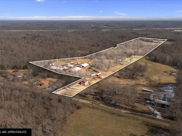 1429 Hunley Branch Rd , Charlotte, TN 37036