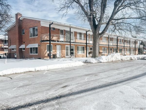 2121 Clawson Avenue, Royal Oak Twp, MI 48073