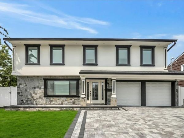 3012 Mandalay Beach Road , Wantagh, NY 11793