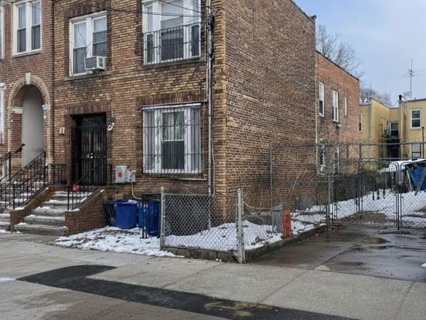 189 Minna Street, Brooklyn, NY 11218