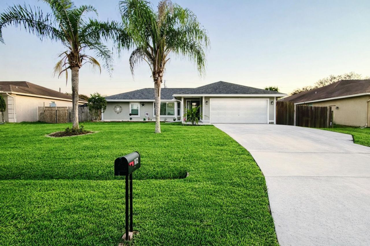 1482 SW Dow Lane, Port Saint Lucie, FL 34953 Photo