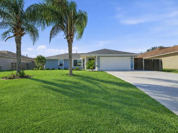 1482 SW Dow Lane, Port St. Lucie, FL 34953