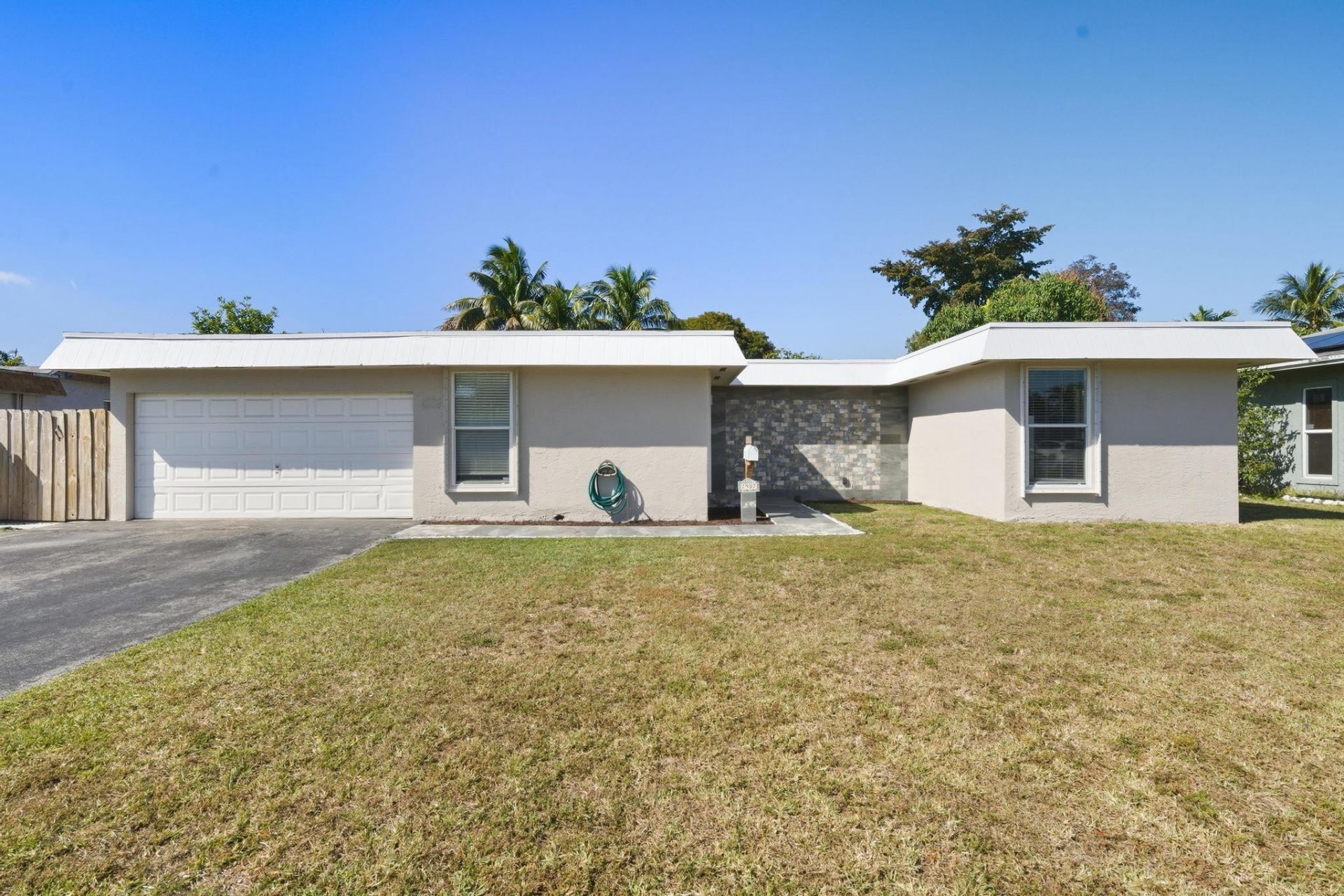 7907 NW 66th Terrace, Tamarac, FL 33321 Photo