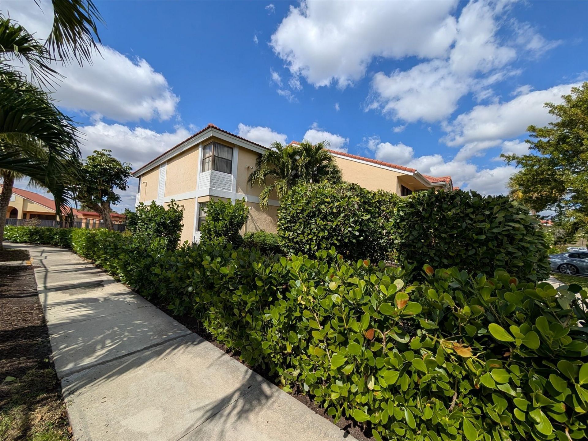 5741 Riverside Drive, Unit 201, Coral Springs, FL 33067 Photo