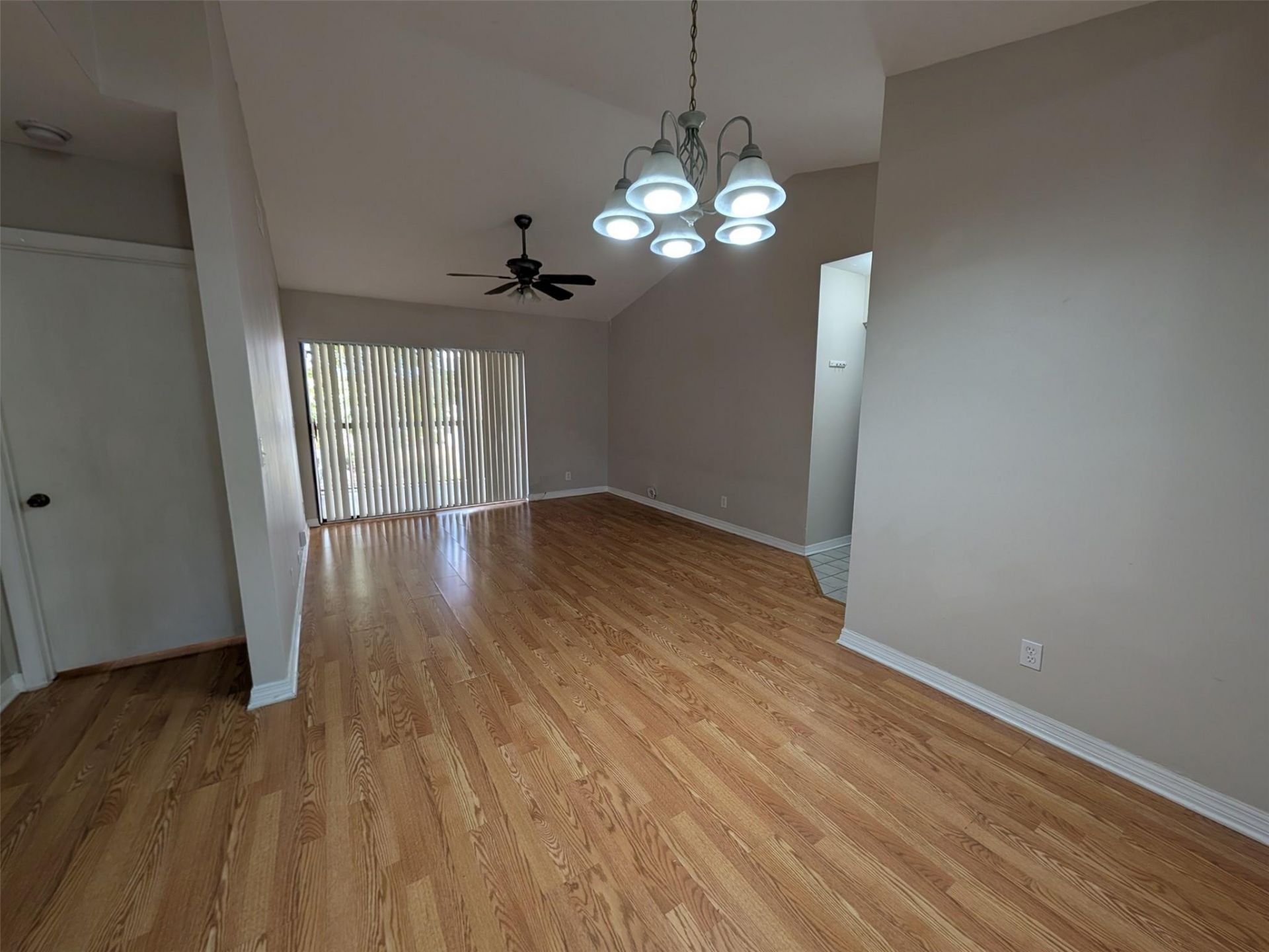 5741 Riverside Drive, Unit 201, Coral Springs, FL 33067 Photo