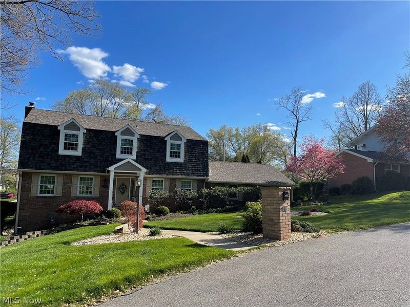 4804 White Oaks Drive, Steubenville, OH 43953 Photo 2