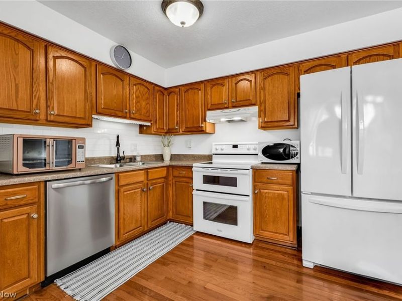 343 Sherwood Drive, Lexington, OH 44904 Photo 8