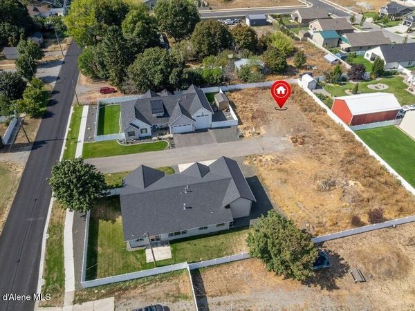 1255 W Orchard Ave, Hayden, ID 83835