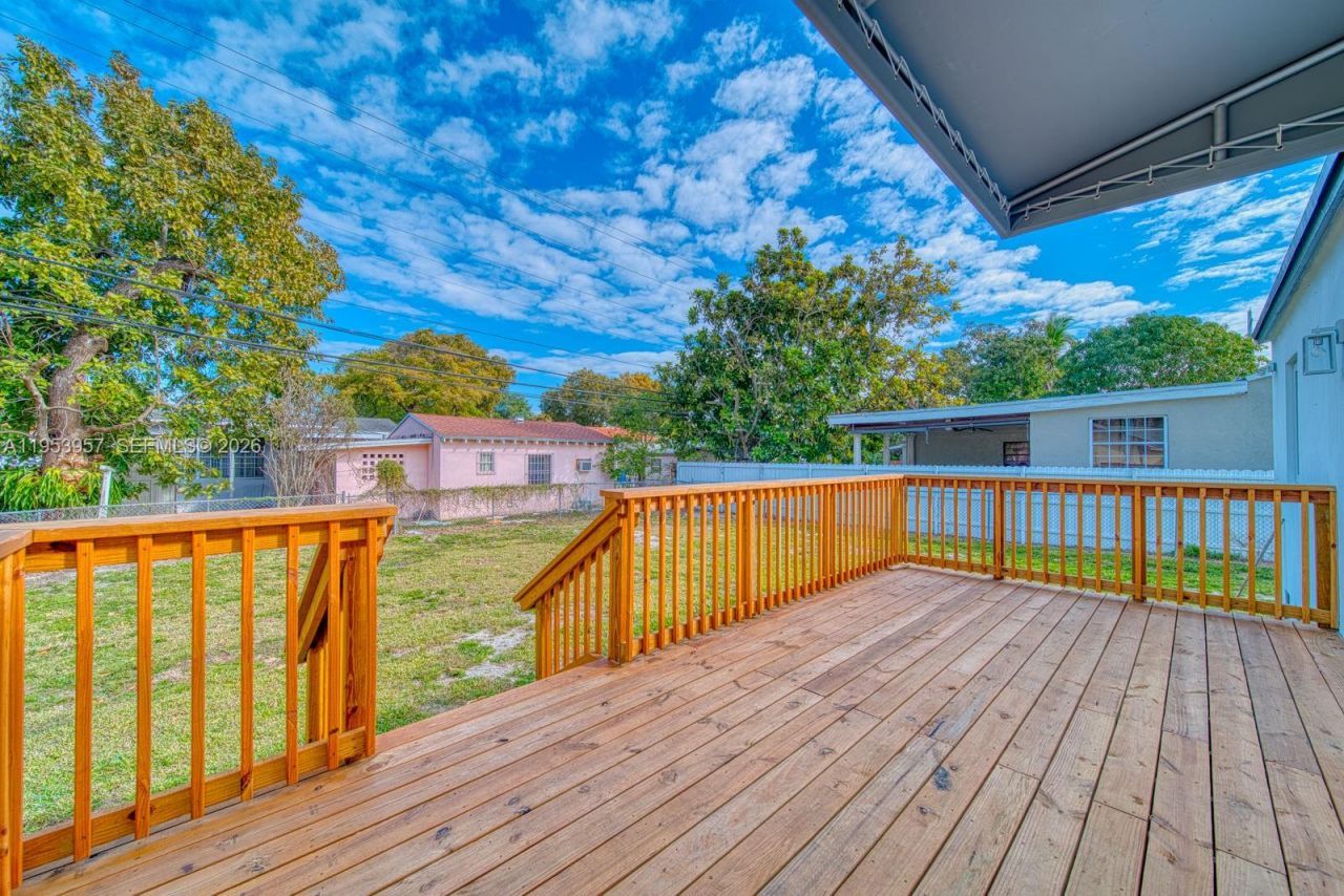 4345 SW 5th Ter, Miami, FL 33134 Photo