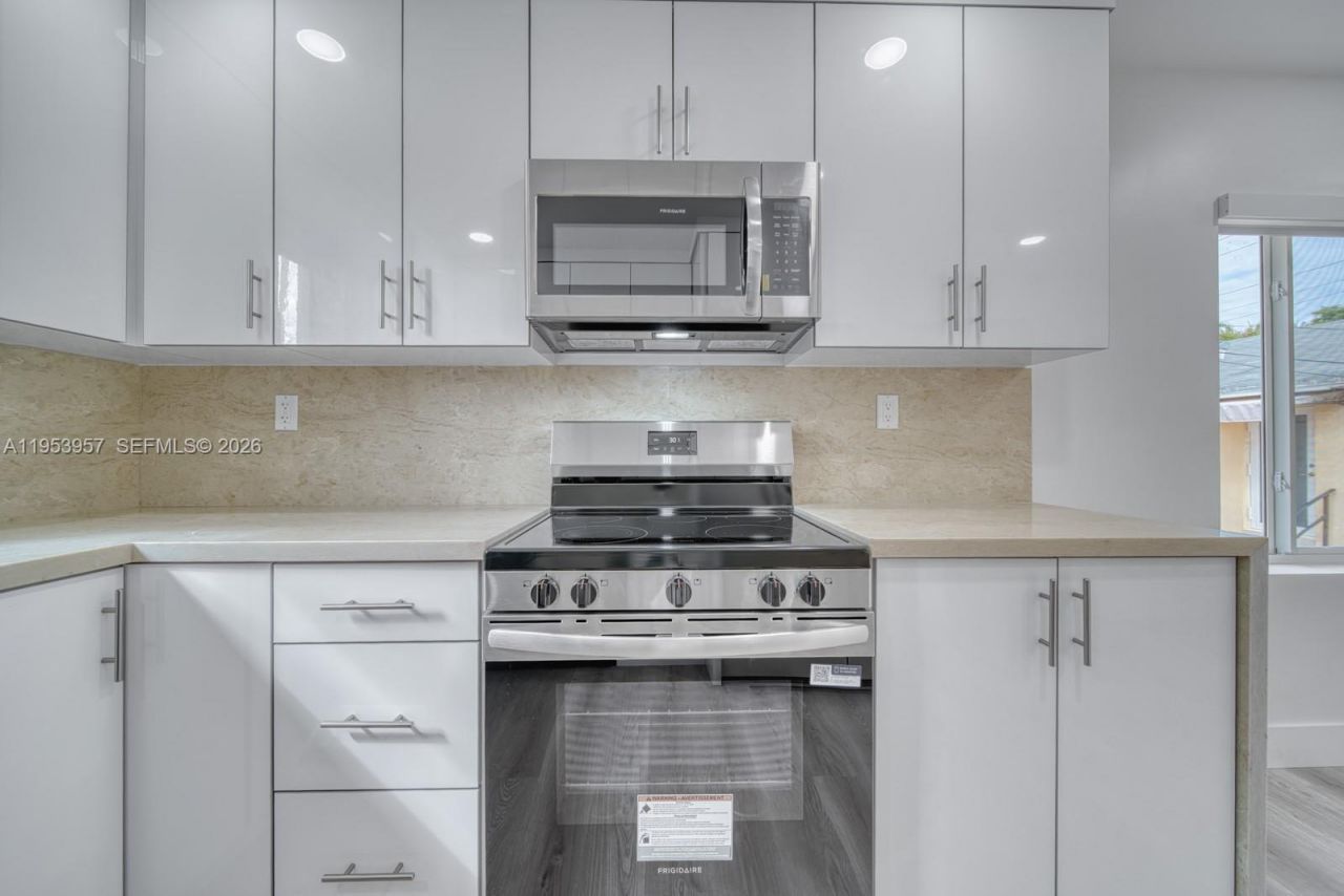 4345 SW 5th Ter, Miami, FL 33134 Photo