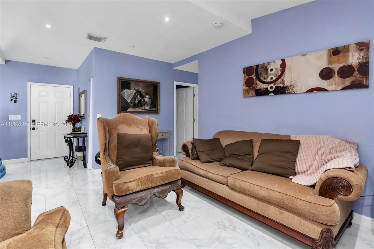 12201 SW 194th Ter, Miami, FL 33177 Photo