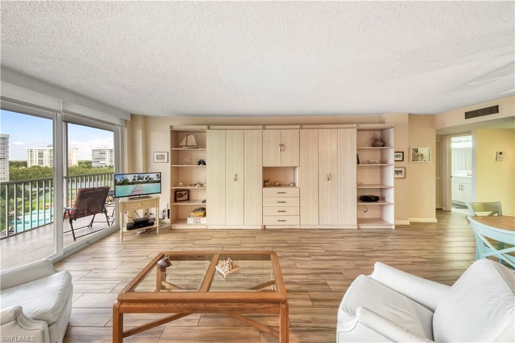 3 Bluebill Ave, Unit 808, Naples, FL 34108 Photo