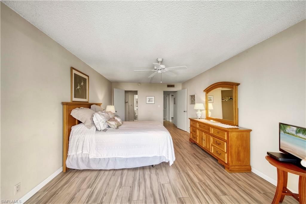 3 Bluebill Ave, Unit 808, Naples, FL 34108 Photo