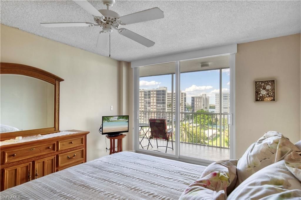 3 Bluebill Ave, Unit 808, Naples, FL 34108 Photo
